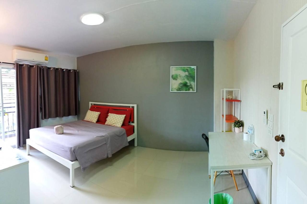 Room 9 Residence (Adults Only) Pluak Daeng エクステリア 写真