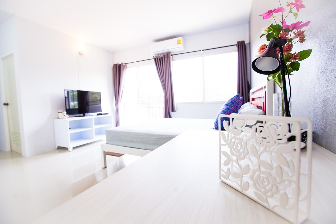 Room 9 Residence (Adults Only) Pluak Daeng エクステリア 写真